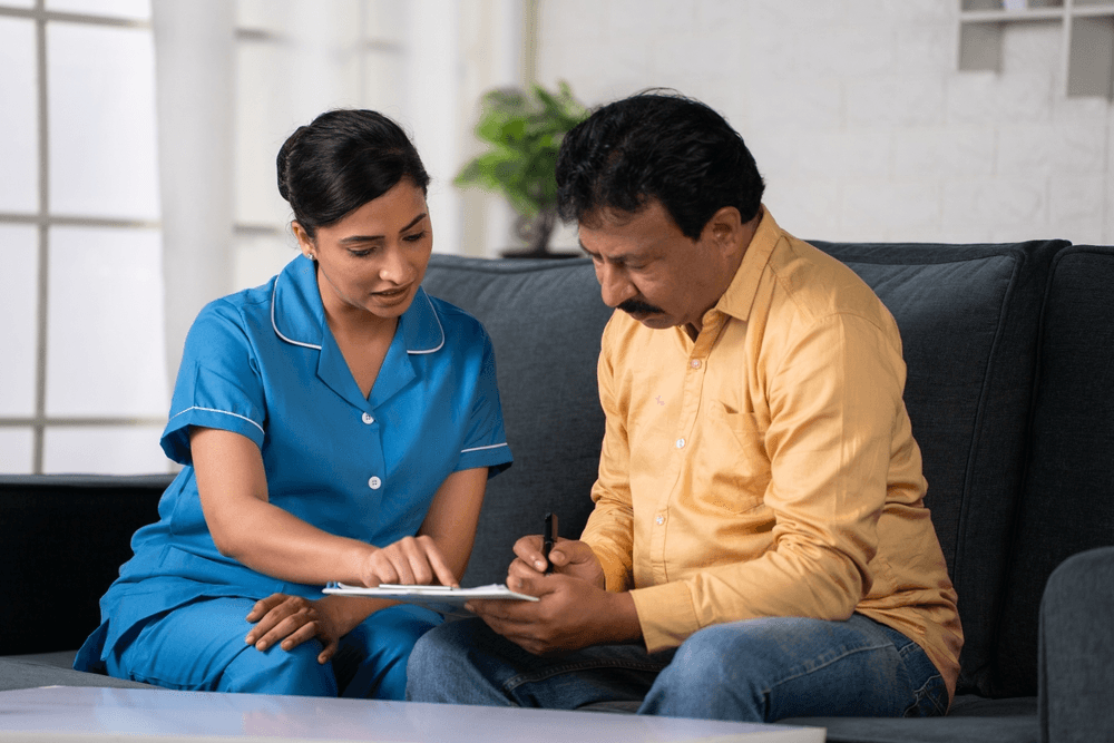 Nurse reviewing job opportunities with a candidate